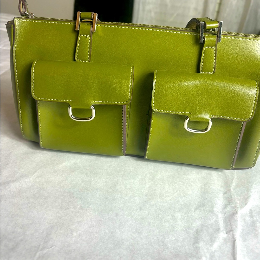 Mondani New York olive green leather handbag purse.